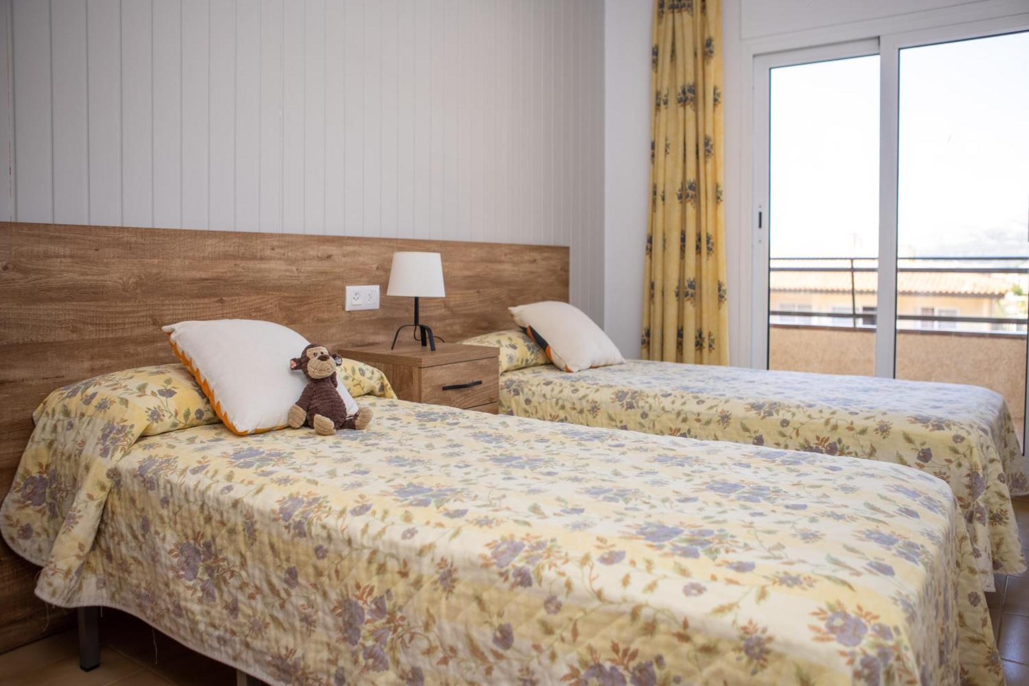 Rvapartaments La Pineda 레스타르티트 외부 사진